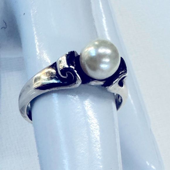 James Avery Jewelry - James Avery scrolled pearl ring, Sterling silver 925 Sz 6